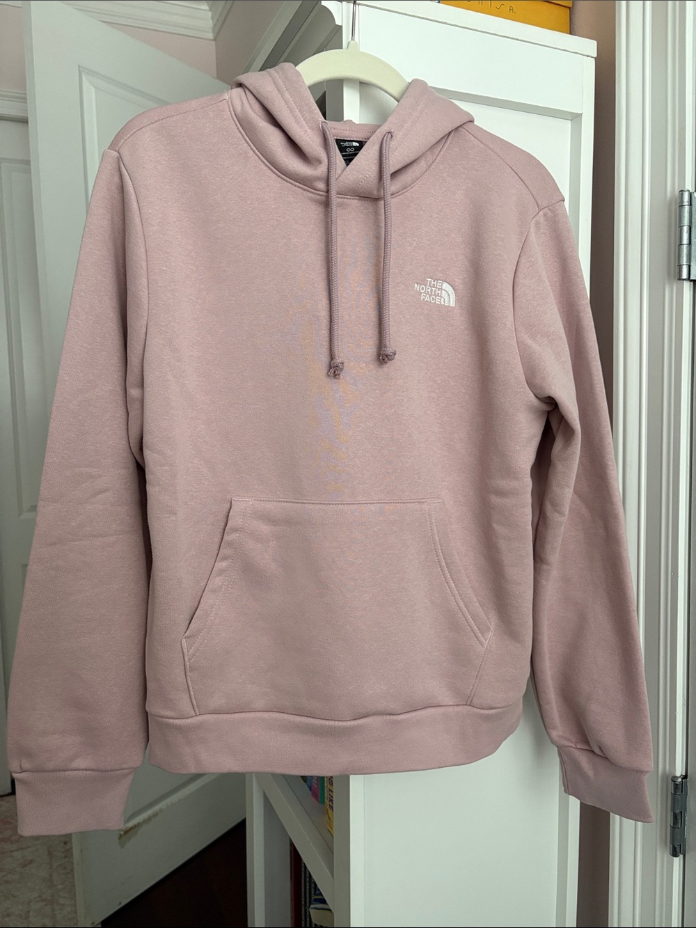 The North Face Women’s Light Pink Hoodie Pullover Sz Small NWT